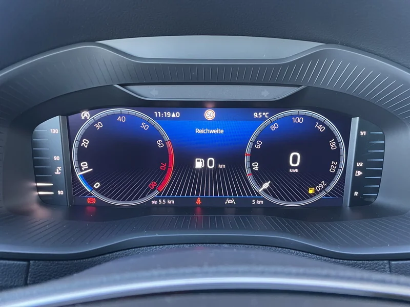 Karoq 1.5 TSI Tour