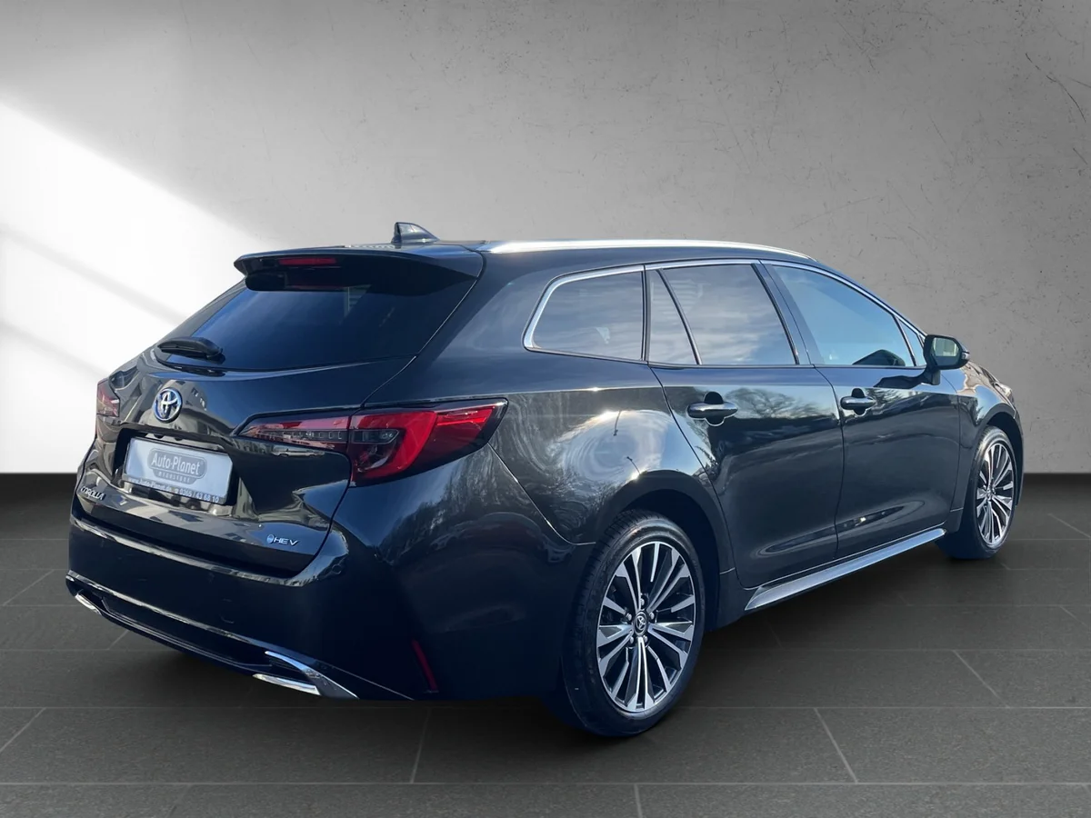 Corolla TS 1.8 Hybrid Team D