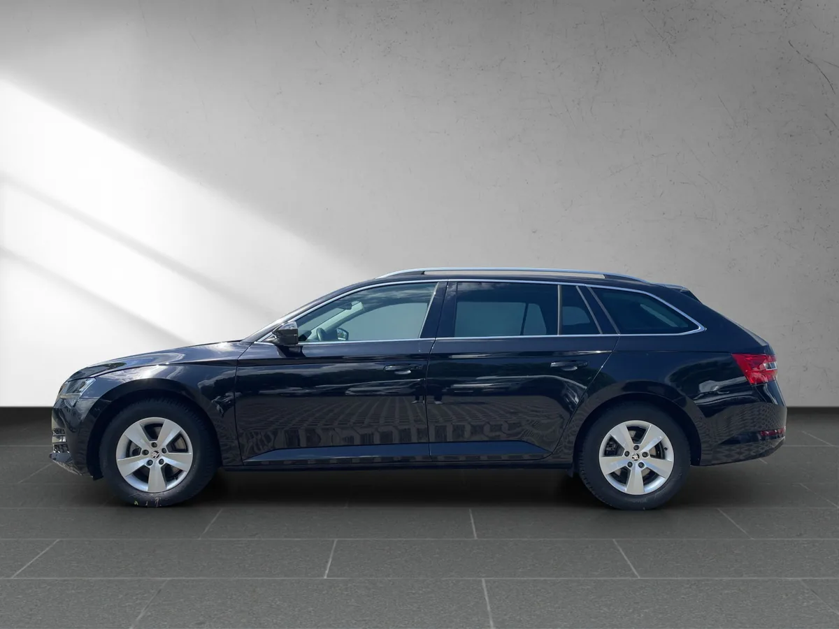 Superb Combi III 2.0 TDI DSG Ambition