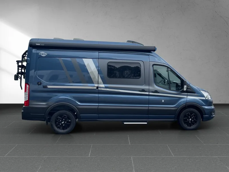 CV 590 4X4 EDITION 24 mit Fahrradträger