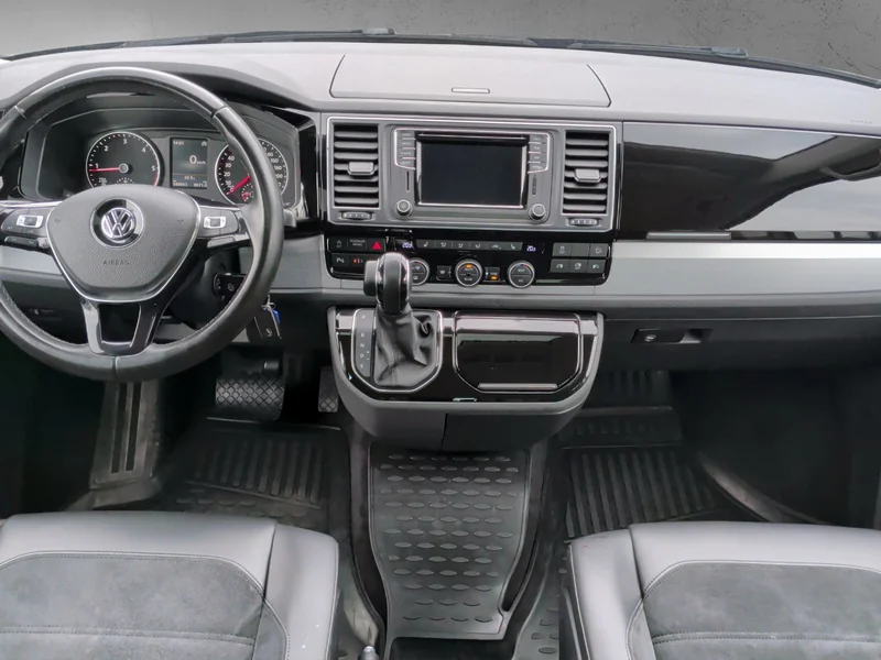 T6 Multivan 2.0 TDI DSG 4M Highline
