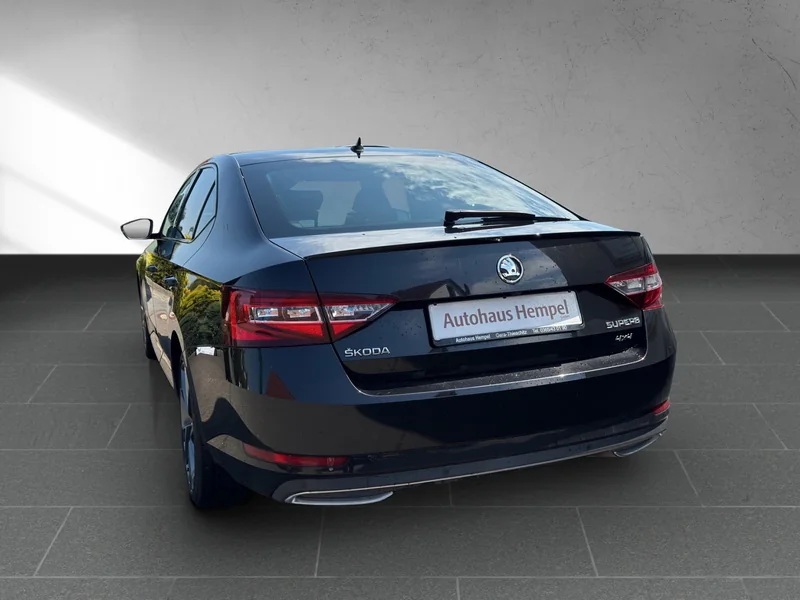 Superb III 2.0 TDI 4x4 Sportline 
