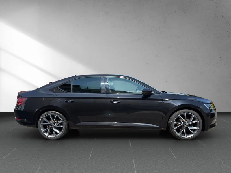 Superb III 2.0 TDI 4x4 Sportline 