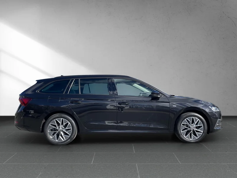 Octavia Combi IV 2.0 TDI DSG Tour