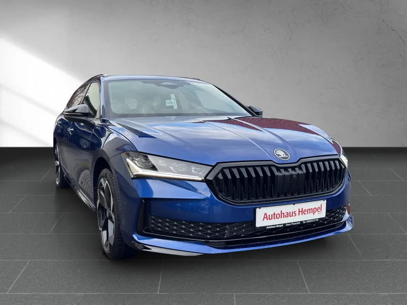 Superb Combi IV 2.0 TSI 4x4 DSG Sportline