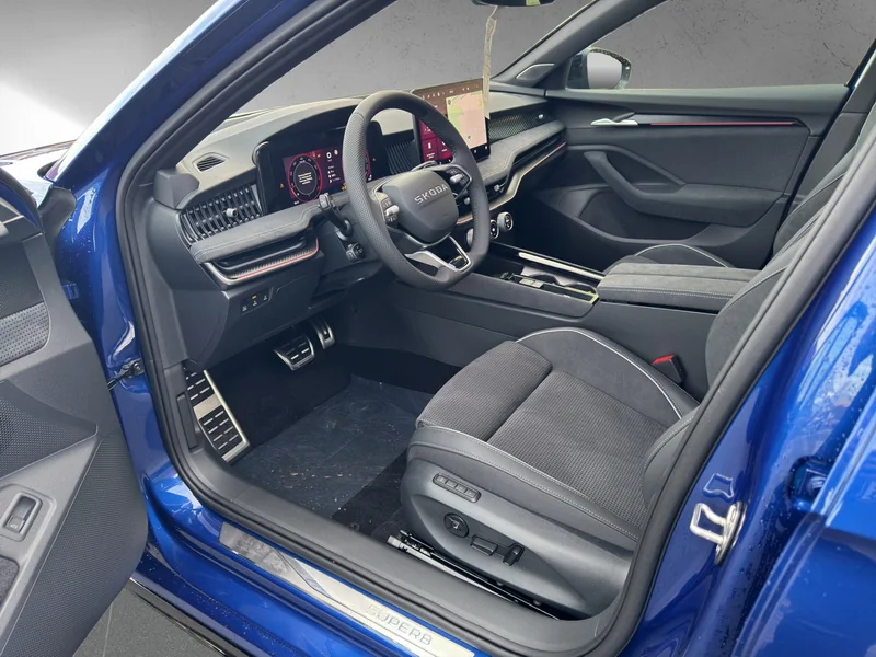 Superb Combi IV 2.0 TSI 4x4 DSG Sportline
