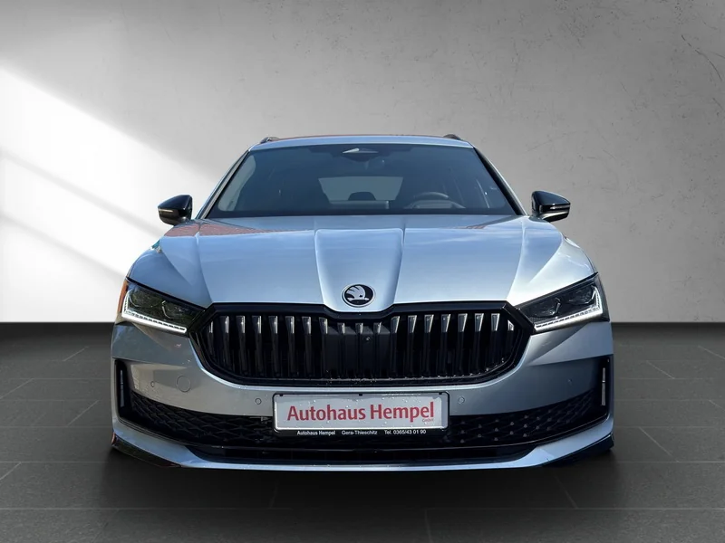 Superb Combi IV 1.5 TSI iV DSG Sportline