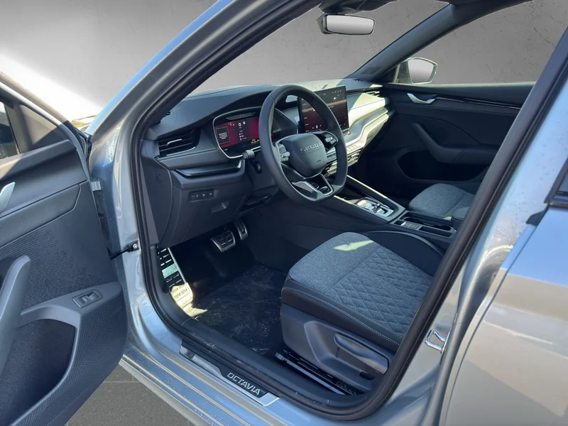Octavia IV 1.5 TSI mHEV DSG Sportline