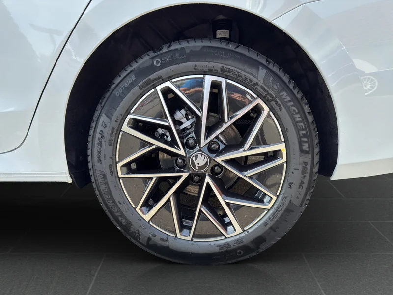 Octavia Combi 1.5 TSI mHEV DSG Balance