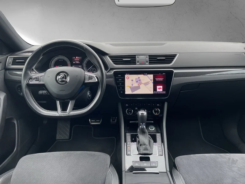 Superb Combi III 2.0 TSI DSG 4x4 Sportline