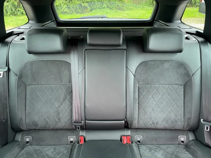 Superb Combi III 2.0 TSI DSG 4x4 Sportline