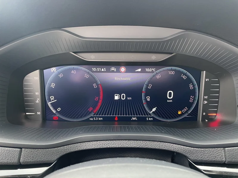 Karoq 1.5 TSI Tour