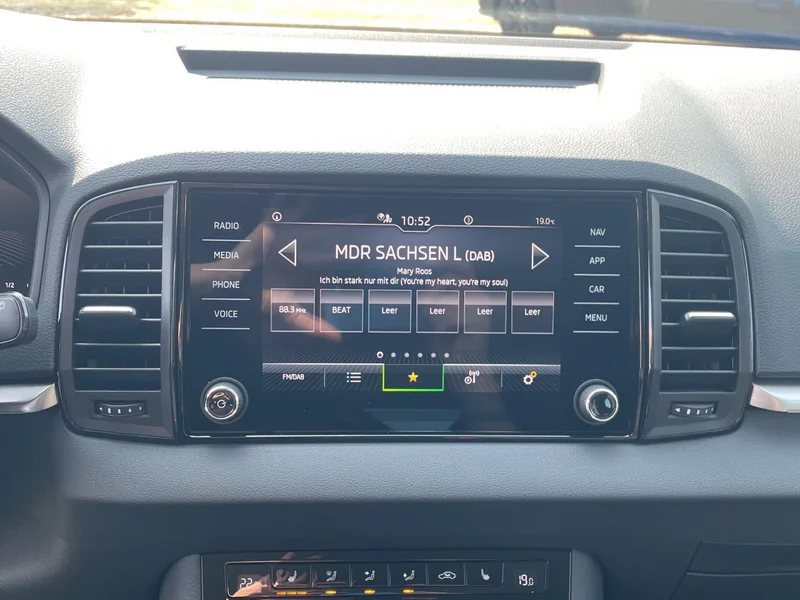 Karoq 1.0 TSI Tour