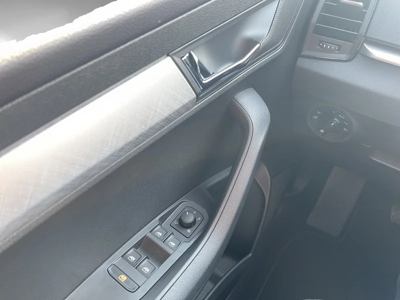 Karoq 1.0 TSI Tour