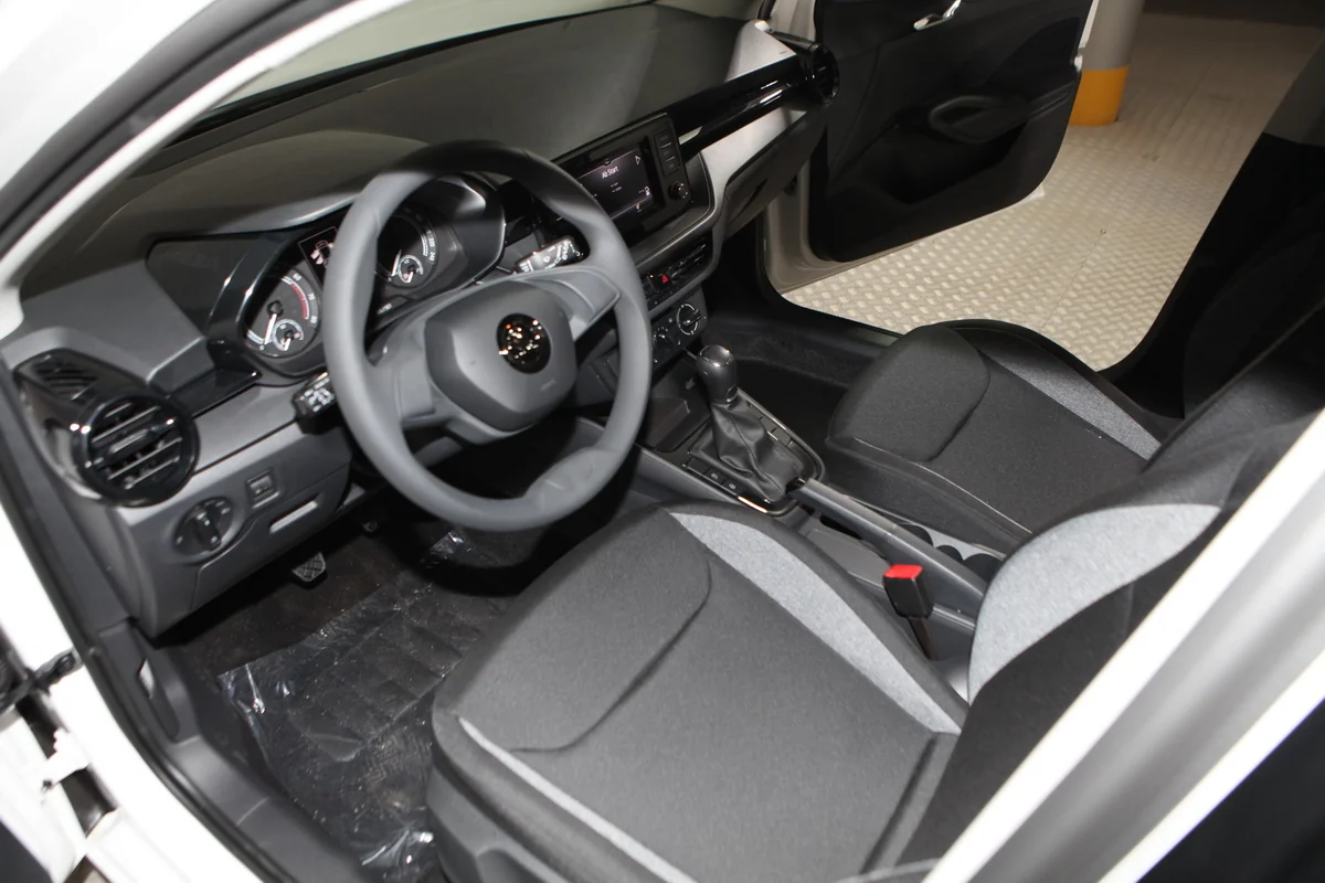 Fabia IV 1.0 Active