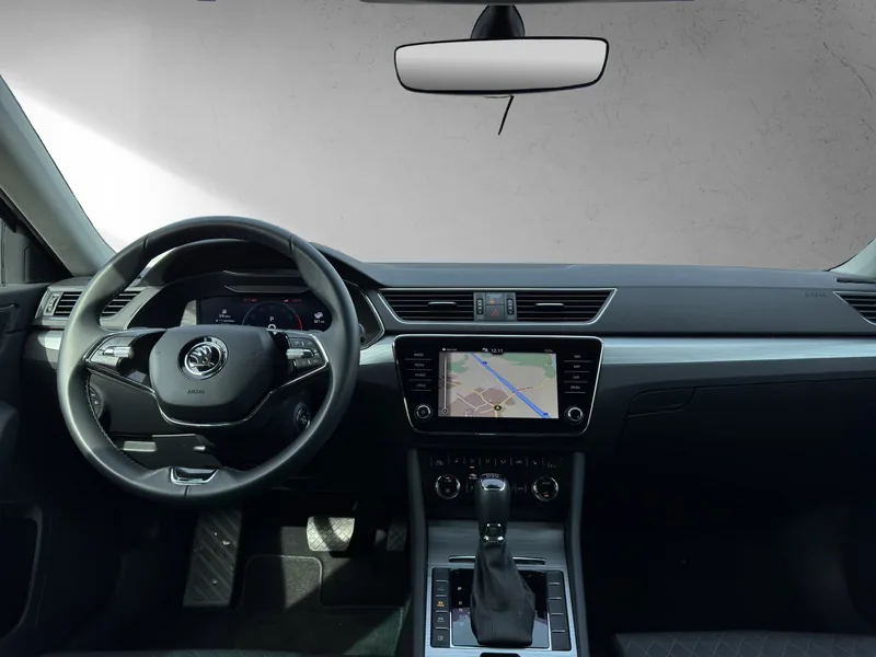 Superb Combi III 1.4 TSI iV DSG