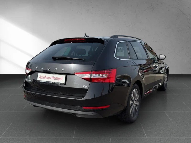 Superb Combi III 1.4 TSI iV DSG