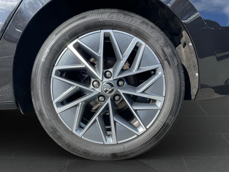 Octavia Combi IV 2.0 TDI DSG Tour